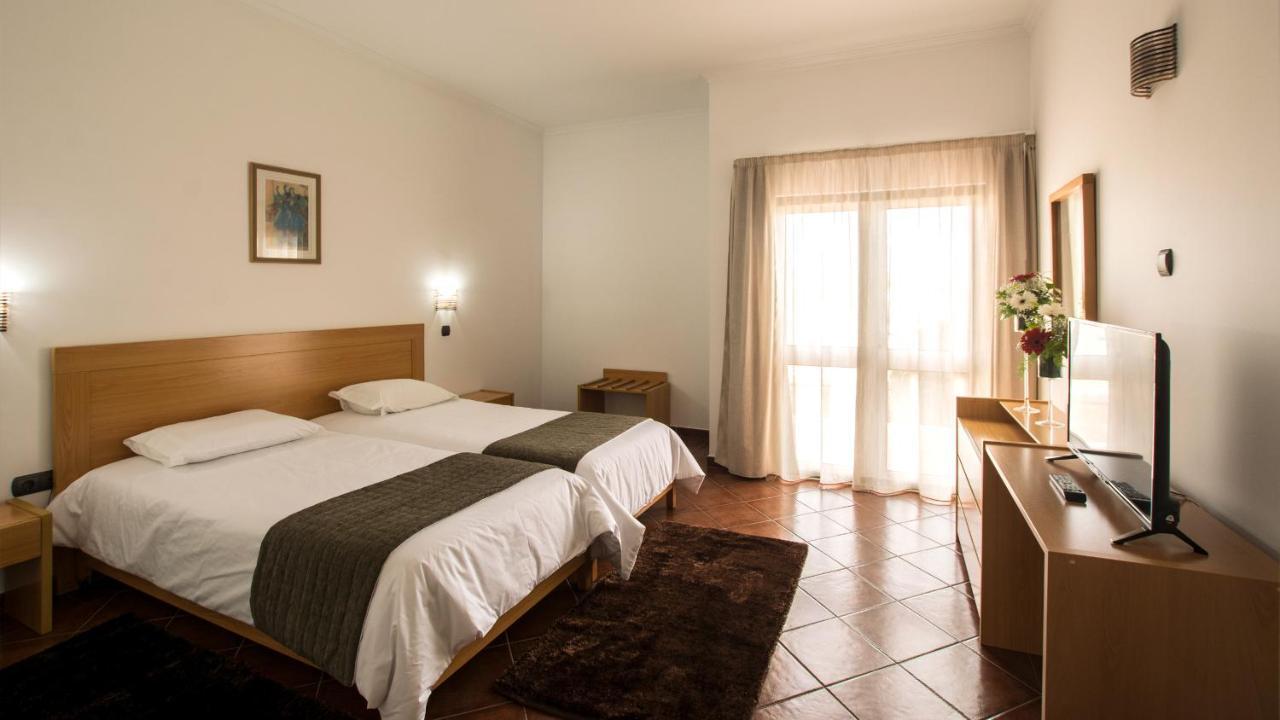 Hotel Santa Maria Вила-ду-Порту Экстерьер фото