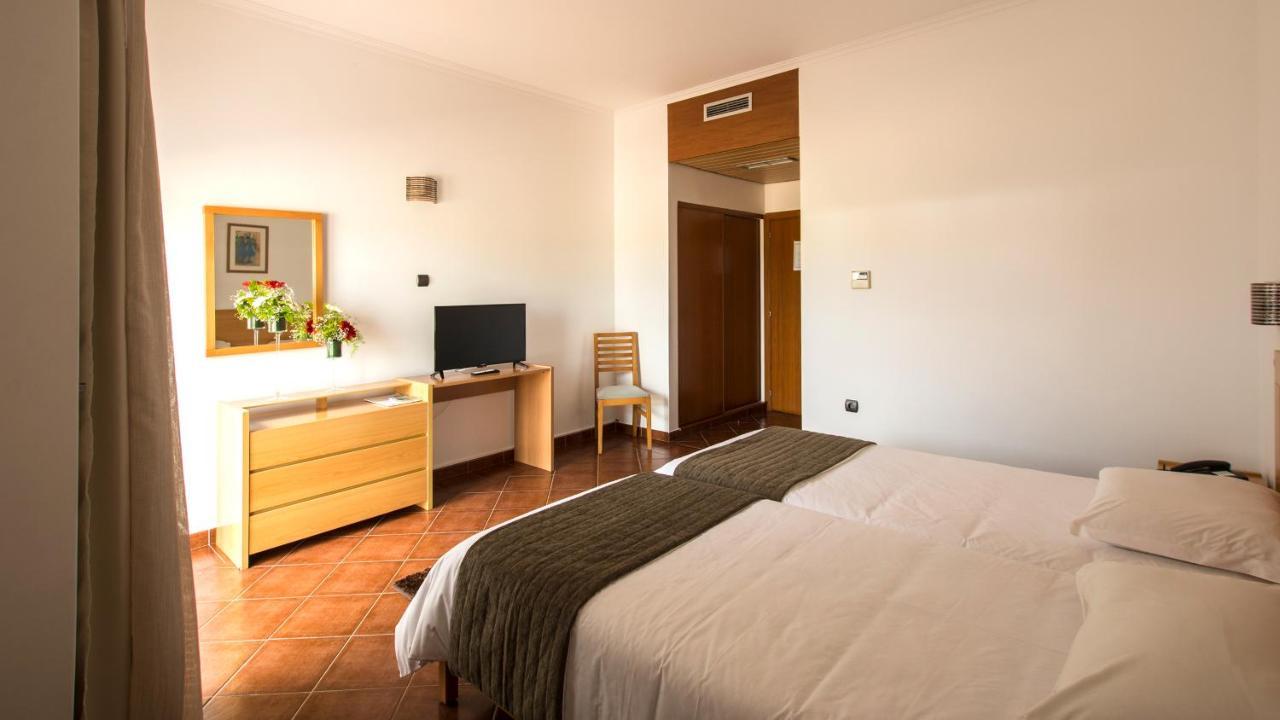 Hotel Santa Maria Вила-ду-Порту Экстерьер фото