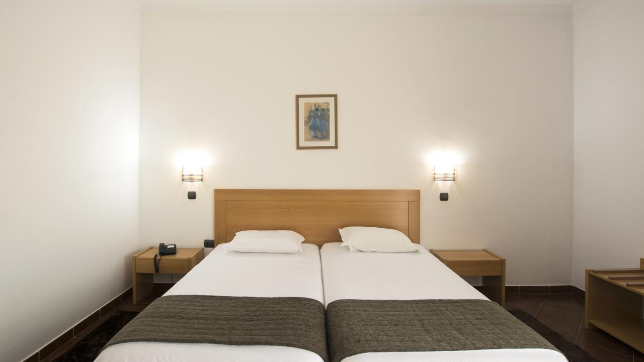 Hotel Santa Maria Вила-ду-Порту Экстерьер фото